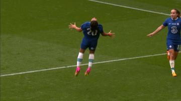 IT HAD TO BE HER! THE BACKFLIP 😱

@samkerr1 loves a BIG goal at @wembleystadium! 💥

#WomensFACup”