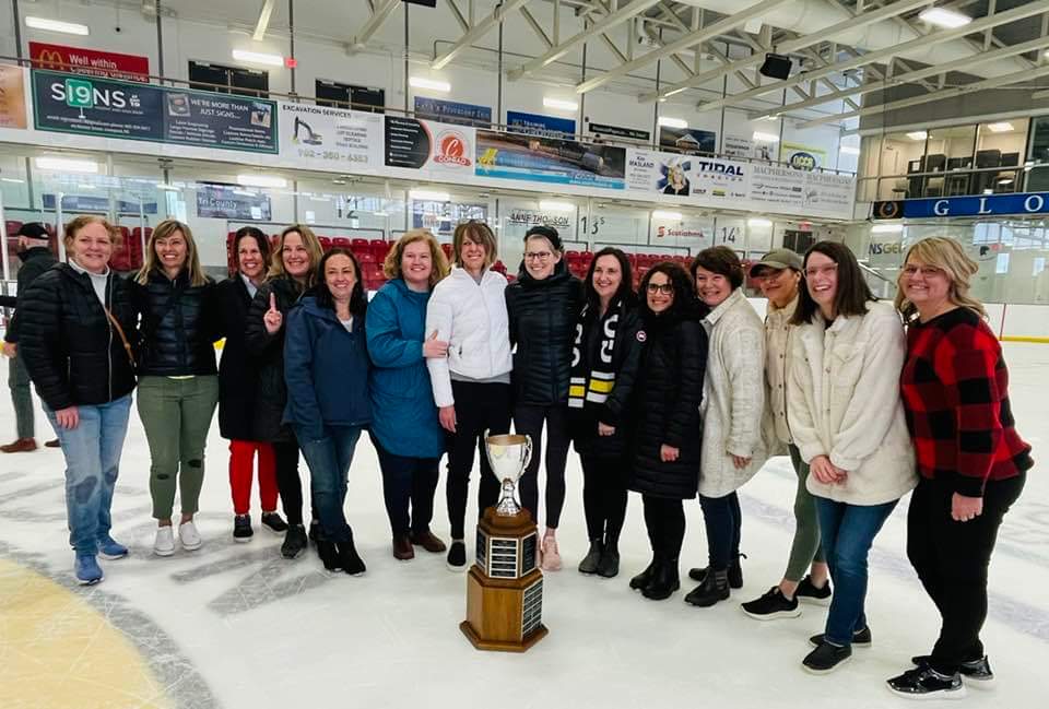 AntigonishJrB's tweet photo. Happy Mother's Day to our Hockey Mom's https://t.co/wwRlVZU1s9