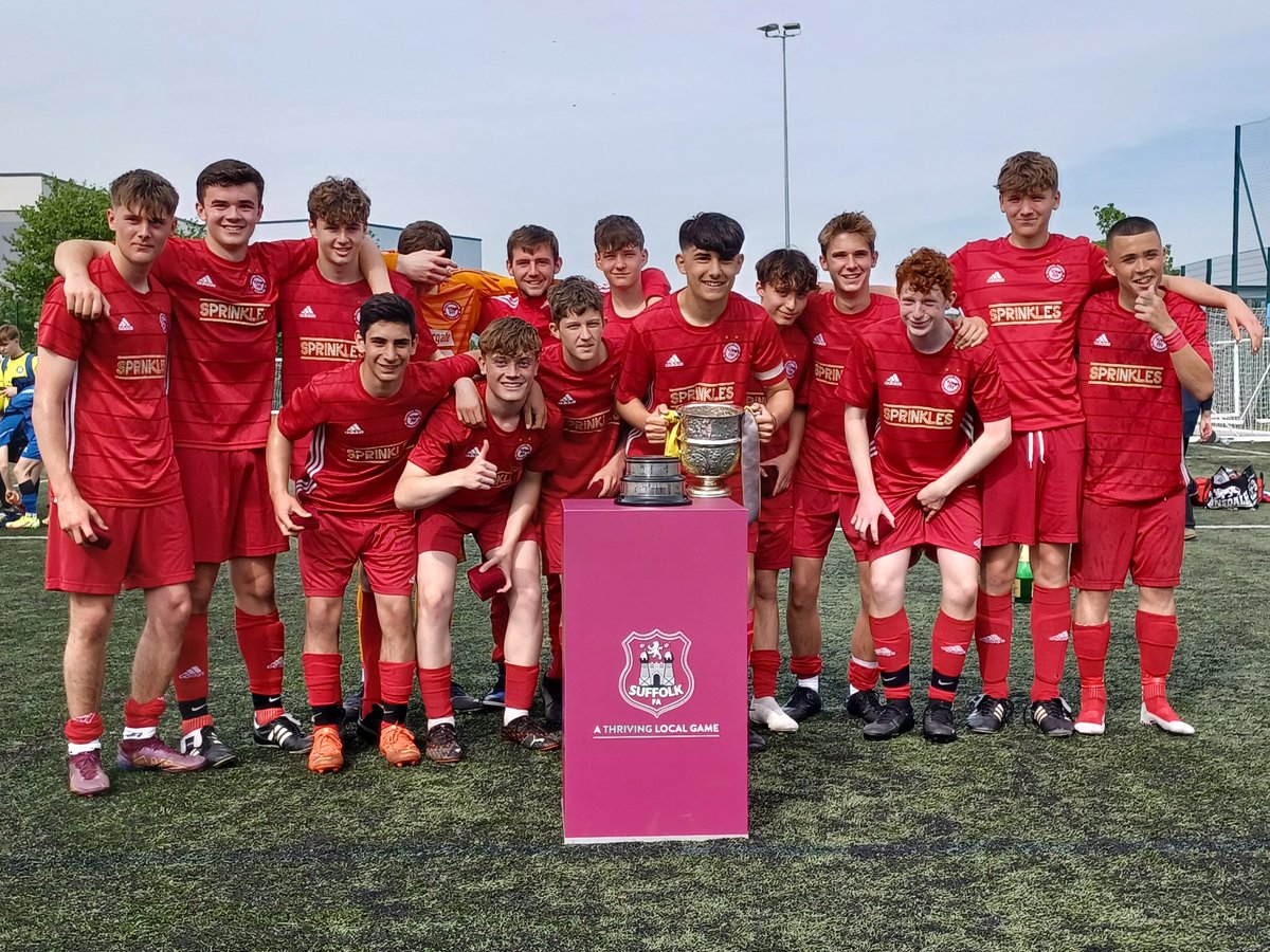 The Suffolk Youth Cup Finals at <a href="/TheNewCroft/">The New Croft</a> | Congratulations to <a href="/HaverhillRovers/">Haverhill Rovers</a>, winners of the Mixed U15 Minor Cup, after their 1-0 victory over <a href="/BuryTownFC/">Bury Town FC</a>

#SFAcountycups
#AThrivingLocalGame