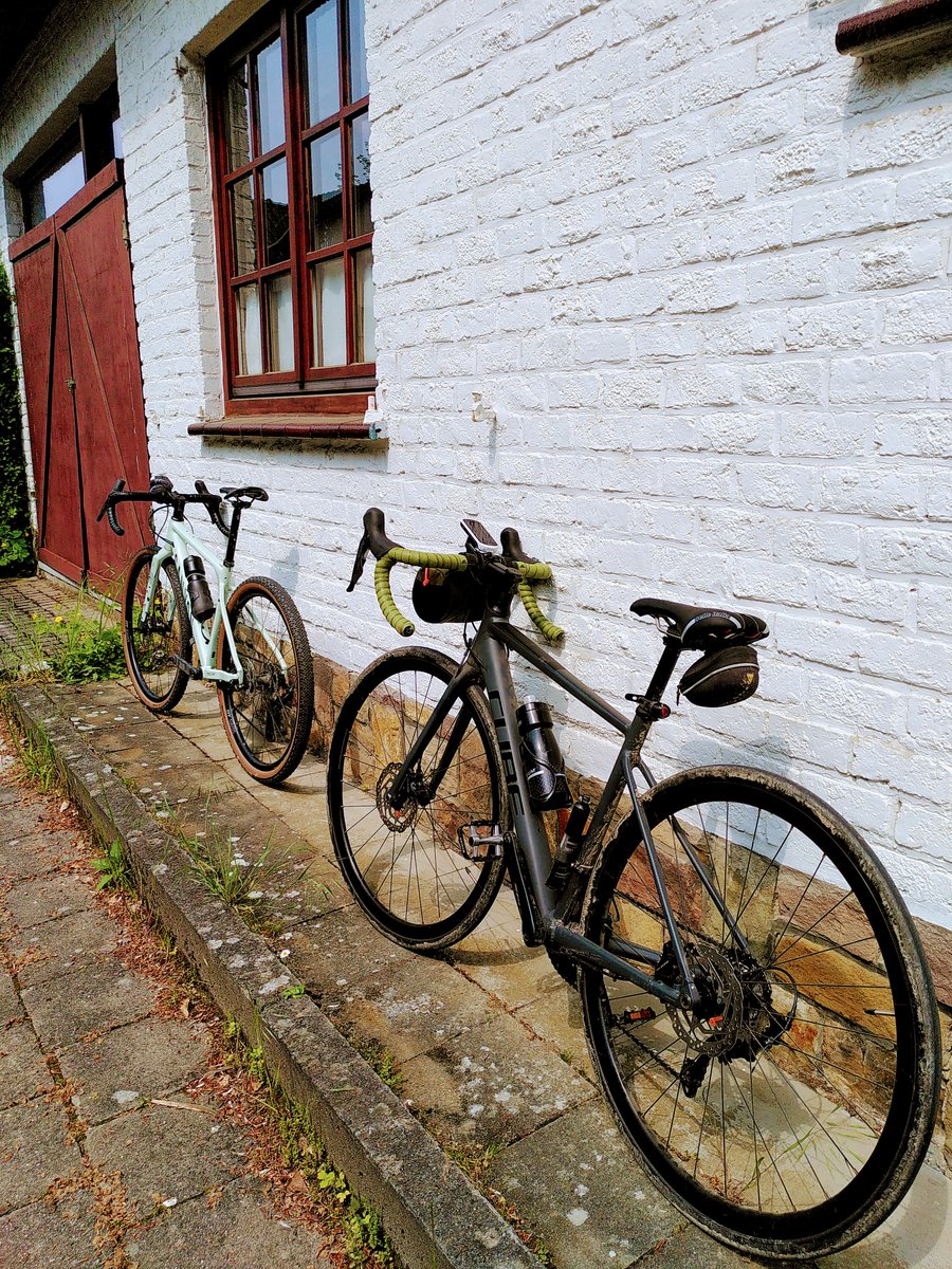 Ajd le <a href="/casualcycling/">Casual Cycling Club</a> fêtait ses 2 ans.
Merci à elles de m'avoir donné confiance en moi. De m'avoir fait découvrir - et aimer - le vélo de route. De m'avoir permis de voir que oui, je suis capable. De me faire rencontrer toutes ces femmes inspirantes
Longue vie au CCC💜
