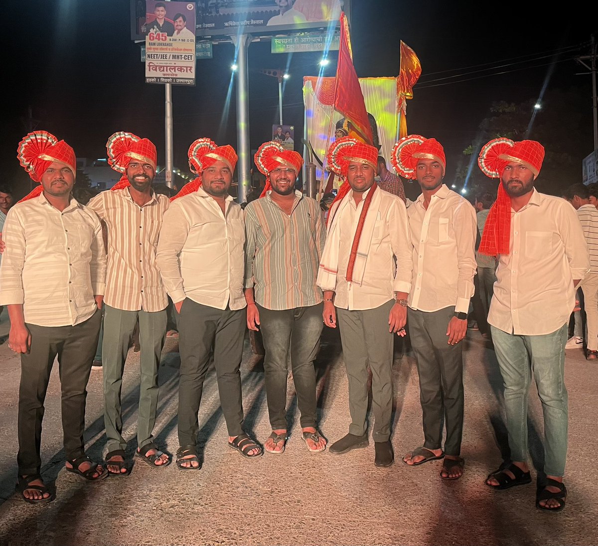 mayursonawne19's tweet photo. स्वराज्यरक्षक छत्रपती संभाजी महाराज यांच्या जयंती निमित्त महाविकास आघाडी आयोजित भव्य शोभायात्रेत राष्ट्रवादी युवक काँग्रेस शहरच्या वतीने उपस्थित होतो..!!
#स्वराज्यरक्षक https://t.co/b2lUCSB7pO