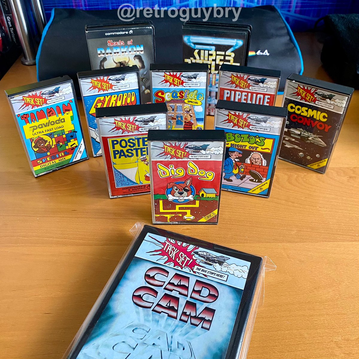 retroguybry's tweet photo. It’s been a long long wait but I finally picked up Taskset’s Dig Dog to complete the set. #Taskset #Commodore64 #C64 #Oric1 #Retrogames #ShareYourGames https://t.co/6RkMAUd2ss