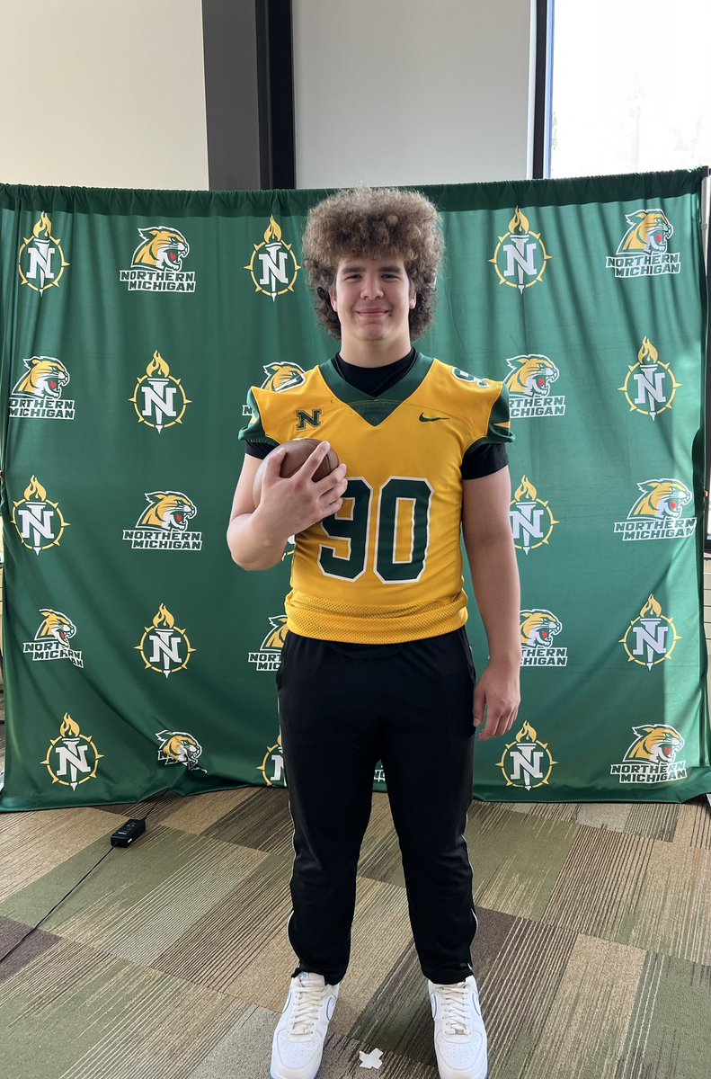 EngelbergJaxson's tweet photo. Thank you to @Coach_KaiserNMU for having me out to Northern Michigan! It was great meeting the staff and seeing the campus! I’m excited to spend more time getting to know the staff, and I am impressed by the direction the program is going! https://t.co/bKjTprEPNF