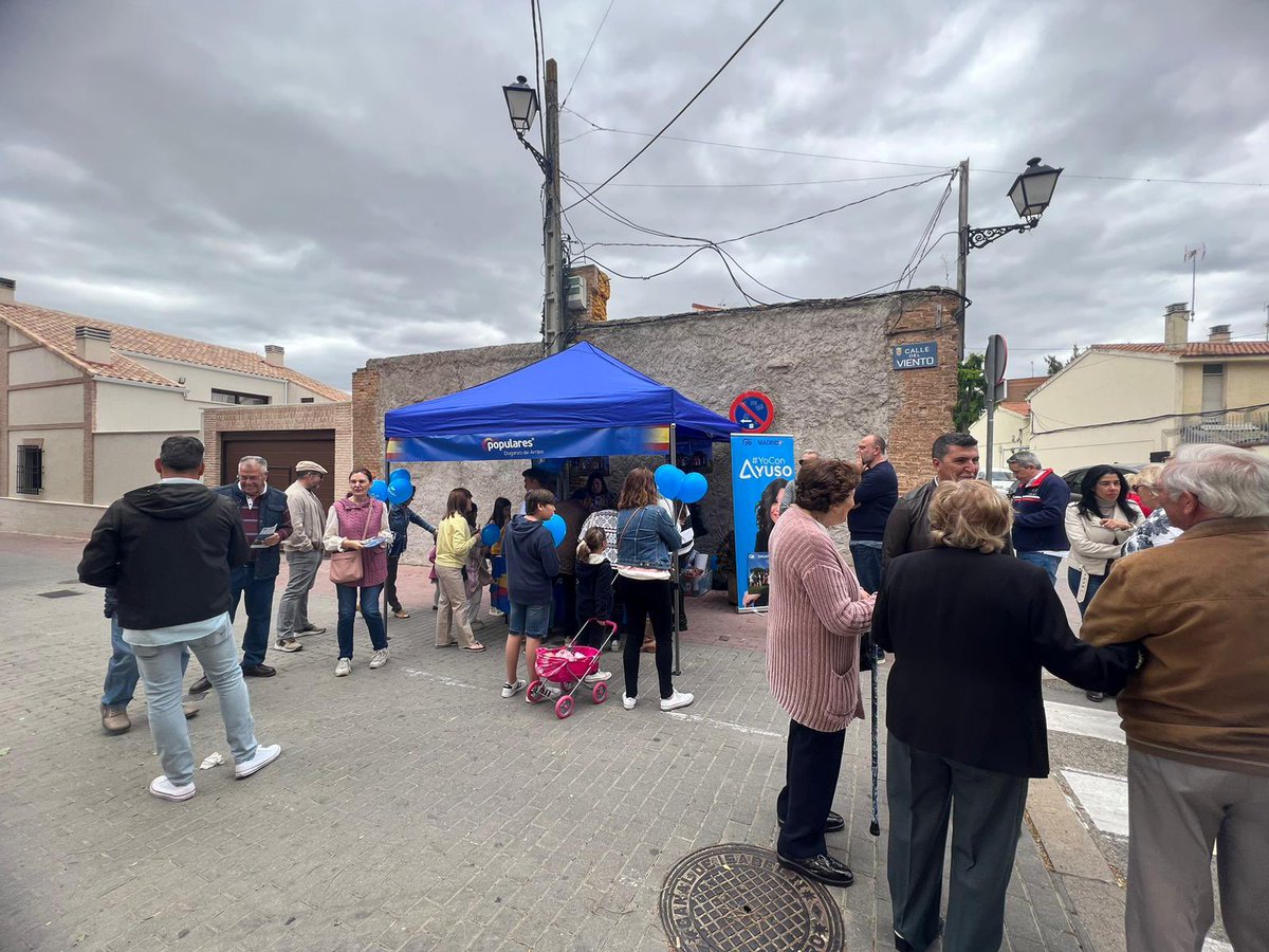 💙Muchas gracias a todos los vecinos que se han acercado, esta mañana, a conocer nuestro proyecto, que comenzó en el año 2011.
✨El futuro que quieres✨

#daganzo #daganzodearriba #ppdaganzo #ppmadrid #nnggmadrid #pasionpordaganzo #ilusionporDaganzo #experienciaygestion