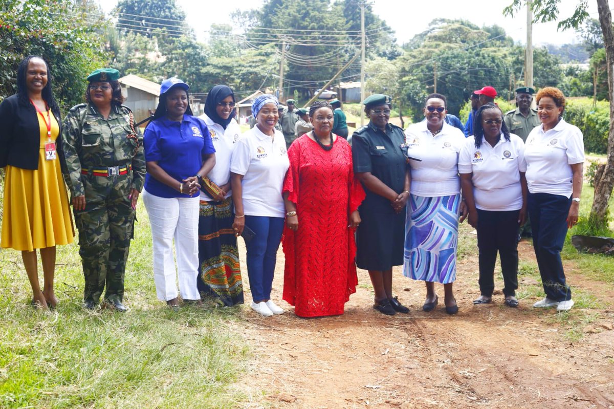 HonSenator_Beth's tweet photo. Earlier today I joined my fellow @KEWOPA  leaders ,where we visited  Langata Women Prison on Mother's Day &amp; facilitated release of 56 Women inmates on petty crimes.We also donated mattresses, blankets, sanitary pads, toothpaste, sanitizers &amp; many more as gifts to women in prison https://t.co/cFUJJ7yMF3
