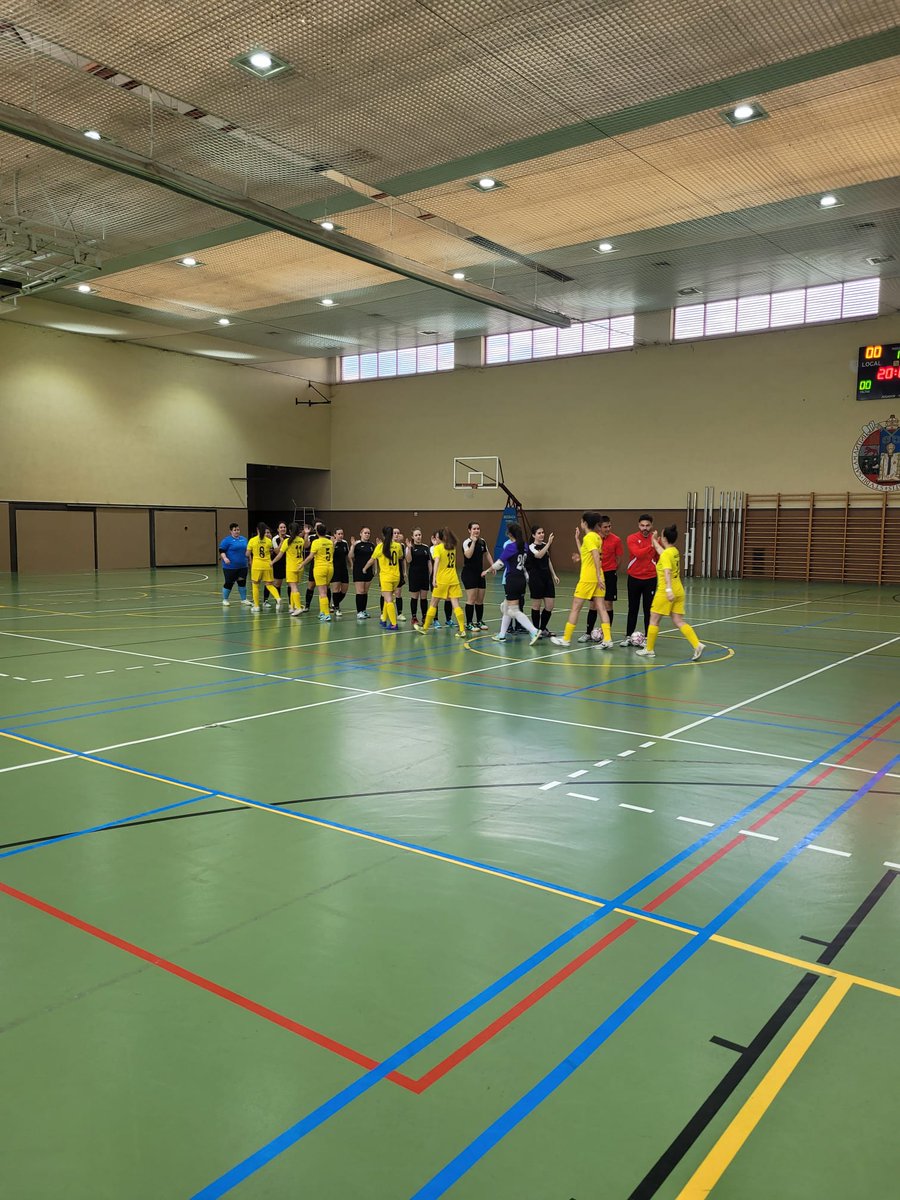 Fútbol Sala feme. USAL-UVa. Resultado: 1-3 <a href="/UVa_es/">Gabinete de Comunicación Universidad de Valladolid</a> <a href="/UVA_fsf/">Atlco VTG Fem</a> <a href="/usal/">Universidad de Salamanca</a> #UVa_es #UVaDeporte