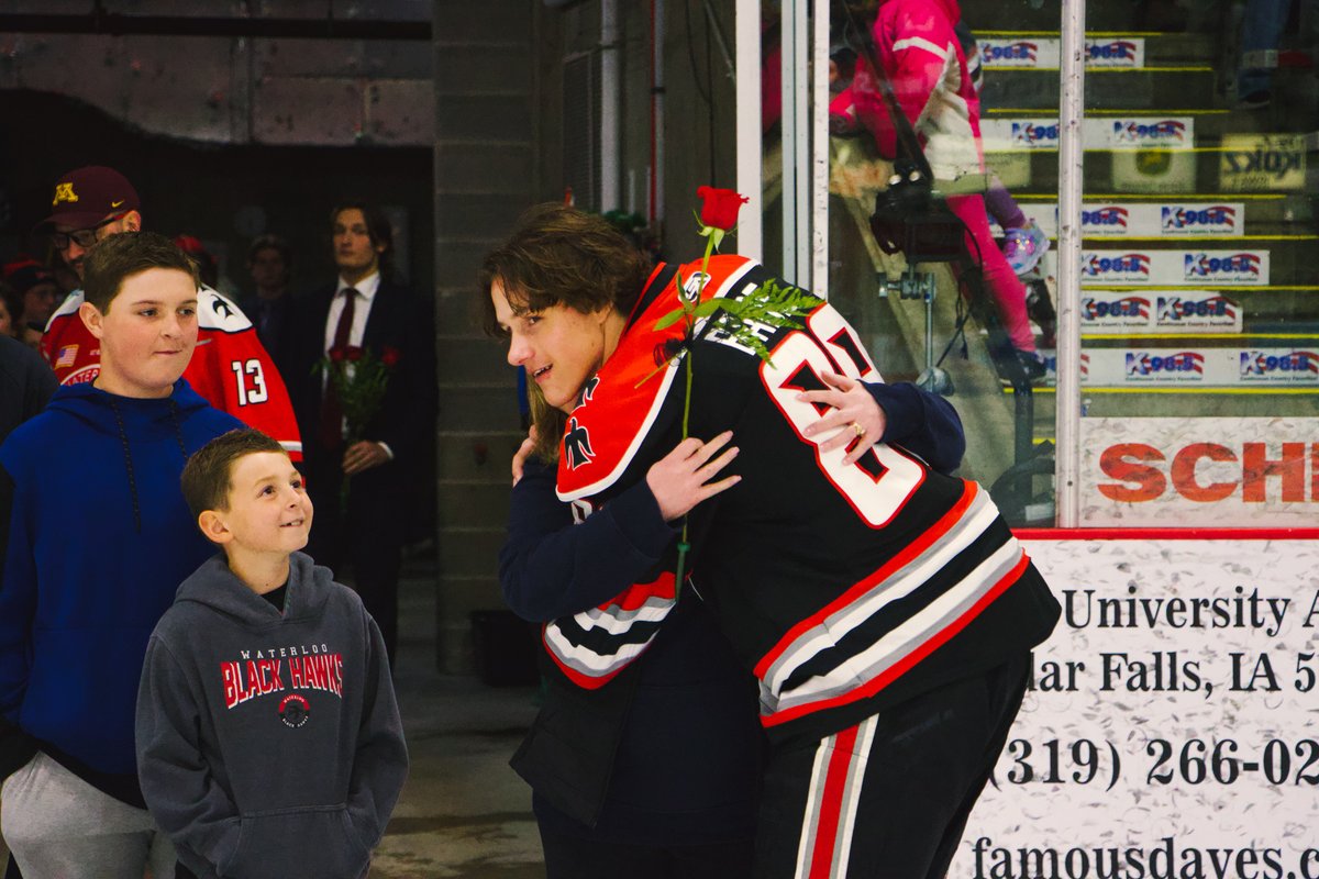 Waterloo Black Hawks tweet media