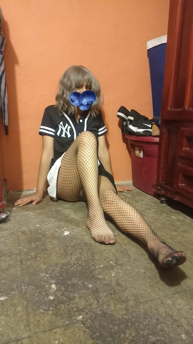 Sangreblanca7u7's tweet photo. Les comparto mas fotitos, si quieren ver más contenido pueden ir a mi only 🫶✨
Tambien pueden mandarme dm para hacer sus peticiones 😘
#onlyfans #onlyfansgirl #onlyfansbabe #onlyfanslatinas #onlyfantrans #contenido_para_adultos #CONTENIDO18 #contenidosoloparamayores_de_18año https://t.co/ER1bImluFi