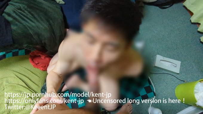 OnlyFansに載せました！Pornhubも！  I posted a short video on Pornhub! Uncensored long version is on OnlyFans!  色黒お兄さんのチンポをフェラするけんと。「ちんちん気持ちい？先っぽ気持ちい？」  Kent<a href="/tag/%E9%9C%B2%E5%87%BA%E7%8B%82"class="tags"><span>#露出狂</span></a><a href="/tag/%E3%81%A1%E3%82%93%E5%87%B8"class="tags"><span>#ちん凸</span></a><a href="/tag/%E3%83%81%E3%83%B3%E5%87%B8"class="tags"><span>#チン凸</span></a>