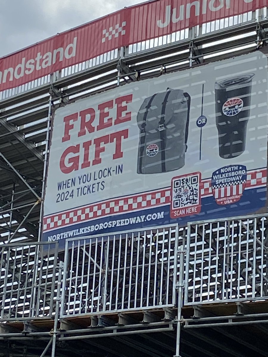 GregBlackburn32's tweet photo. @DaleJr   Here is your chance to add to your tumbler collection.  @MikeDavis88 https://t.co/MbuDZEIF2l