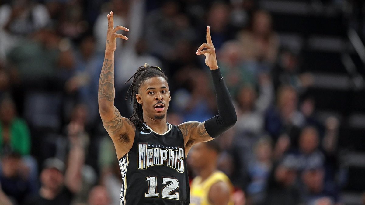 basketusa's tweet photo. 📌 La question qui fâche : la NBA doit-elle suspendre Ja Morant pour toute la saison prochaine ? https://t.co/gBObVr3EzZ