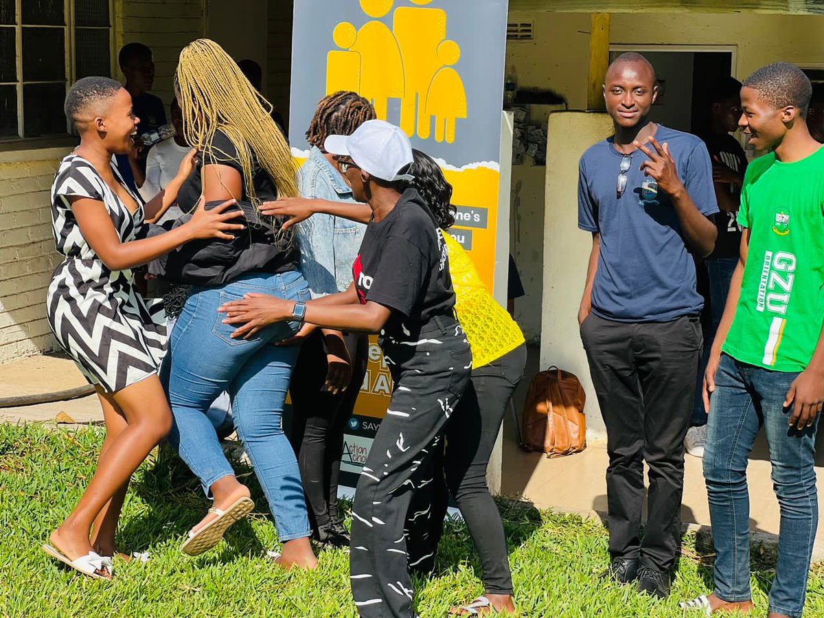 BlessingMakave1's tweet photo. Our society has set expectations on gender roles, how men should remain stoic even in pain... women remaining silent to erotic remarks. GZU, RCU, Masvingo Poly Peer educators hosted a Male engagement program at Mucheke Campus. The discussion was centered on sexual harassment. https://t.co/63lwQcjtJ3