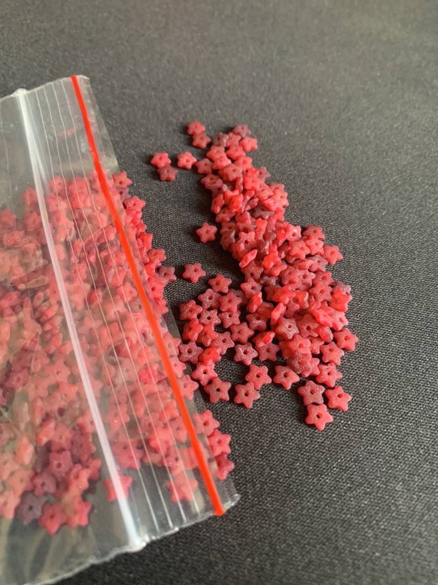 haunterstore's tweet photo. MEDICINAS SAGRADAS LABS

WHITE FLUFFY CRYSTAL  💠

⭕️ MICROPONTOS 💥 ESTRELA VERMELHA https://t.co/8cfbFYsVDz