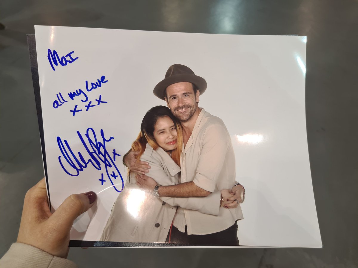 RAVENKY19's tweet photo. It was lovely to meet you guys!!🥺 Thank you for making my dreams come true. I hope I'll see you guys again next time!!🥺🫶 #WCC2023 https://t.co/6L60ZQz5LF