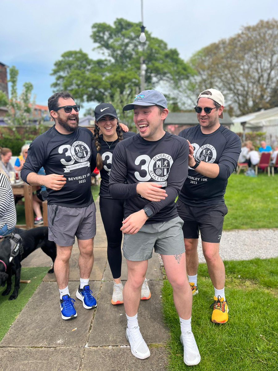 #Beverley10k Under 1 hr 🎯 - 58:04

First big run with diabetes. Managed the full thing without a hitch (lets not talk about the three hypo’s after🤫)