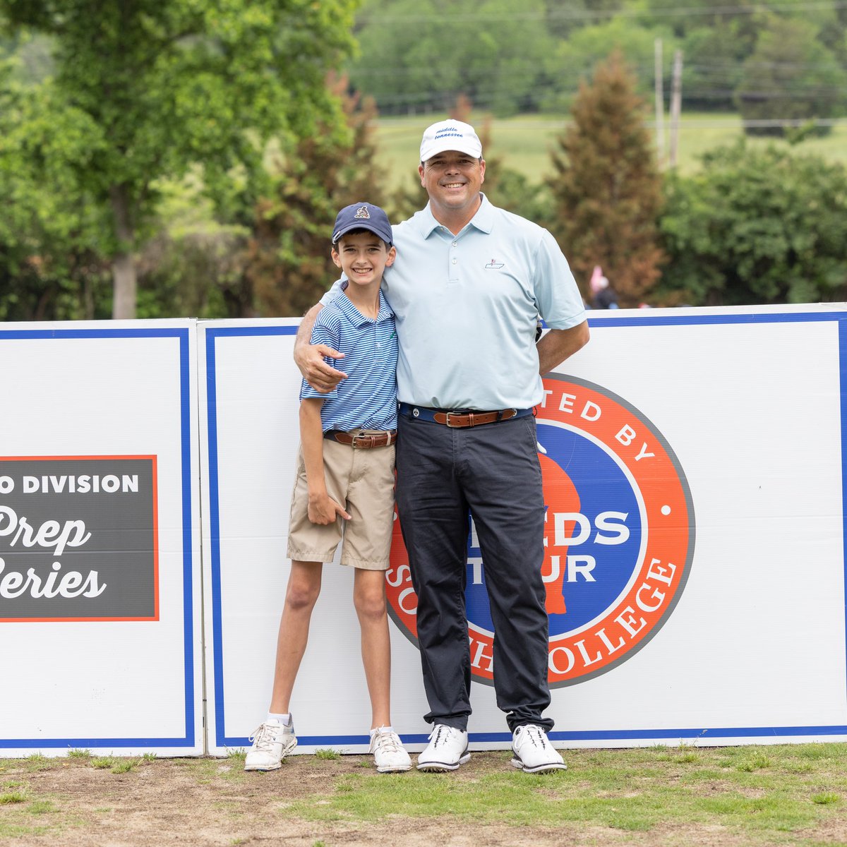 tgfjuniorgolf's tweet photo. Winners of our annual #SnedsTour Parent-Child, held yesterday at the Little Course!
GIRLS DIVISION
🥇AddiMae and Ben Glover
🥈Kara and Keith Cretsinger
BOYS 10-11
🥇 Matthew and Daniel McGugin
🥈 Mark and Ford McEntire
BOYS 8-9
🥇 Jackson and Bob Kresse
🥈 Luke and EJ Kerr https://t.co/0t37OorLKs