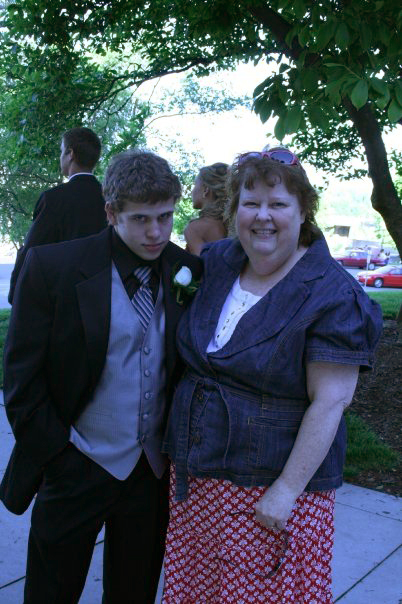 PSU_CollegeOfEd's tweet image. Happy #MothersDay from the @PSU_CollegeOfEd family! 🌺 Here are photos of mothers/fathers from Marketing and Communications staff members @amountz, @PeetaTerpstra and @StephanieKoons.