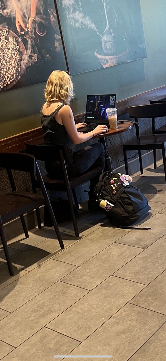 Why this girl playing Fortnite in Starbucks 😭😭
