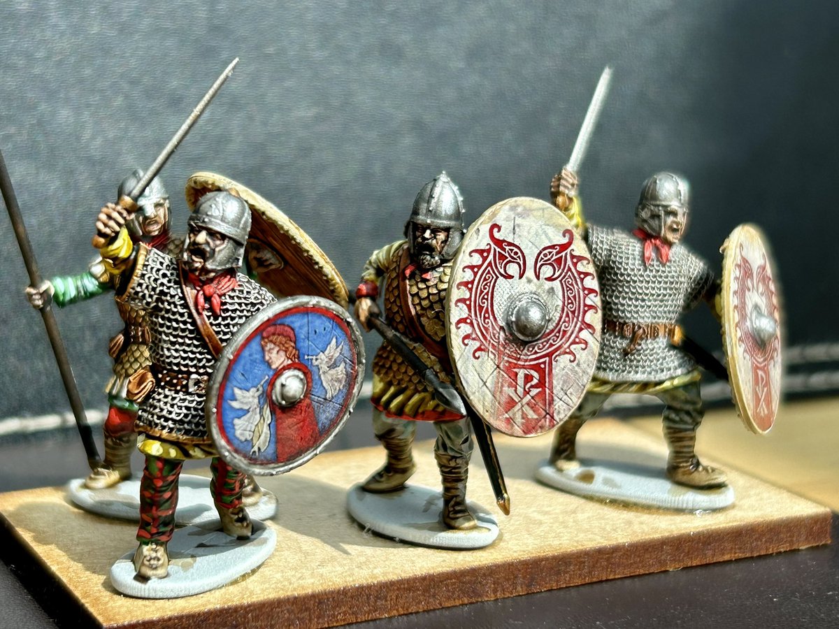 Just a little bit of what I’ve started working on, Romano British, these are <a href="/AtVictrix/">Victrix Miniatures</a> late Romans , still lots to do and a figure to add to this base,but it’s fair to say these are outstanding figures .