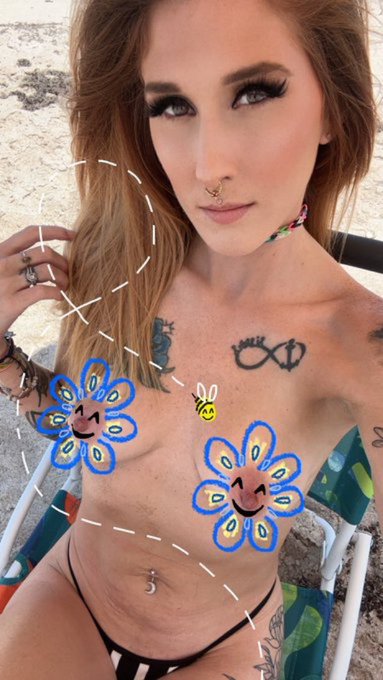 My guy over @NSFWDoodleEdits never disappoints with his doodles!   When a bee is in your hand, what&rsquo;s<a class="tags" target="_blank" title="On Twitter" href="/?out=eyJ0eXAiOiJKV1QiLCJhbGciOiJIUzUxMiJ9.eyJpYXQiOjE3MjE5ODc0MTcsImlzcyI6InR3cG9ybnN0YXJzLmNvbSIsIm5iZiI6MTcyMTk4NzQxNywiZXhwIjoxNzUzNTIzNDE3LCJyZWRpcmVjdF91cmwiOiJodHRwczovL3R3aXR0ZXIuY29tL05TRldEb29kbGVFZGl0cyJ9.jVzbSY7HjCt8rynSO3Mmd4oGum_Em4_FnTo0X04lmfPrSzA0q1vsBTCEKv5yqF-ZF1zByl1EWo855ch_gfkA8Q">@NSFWDoodleEdits</a><a href="/tag/bi"class="tags"><span>#bi</span></a><a href="/tag/poly"class="tags"><span>#poly</span></a><a href="/tag/gbg"class="tags"><span>#gbg</span></a><a href="/tag/swamphottie"class="tags"><span>#swamphottie</span></a>