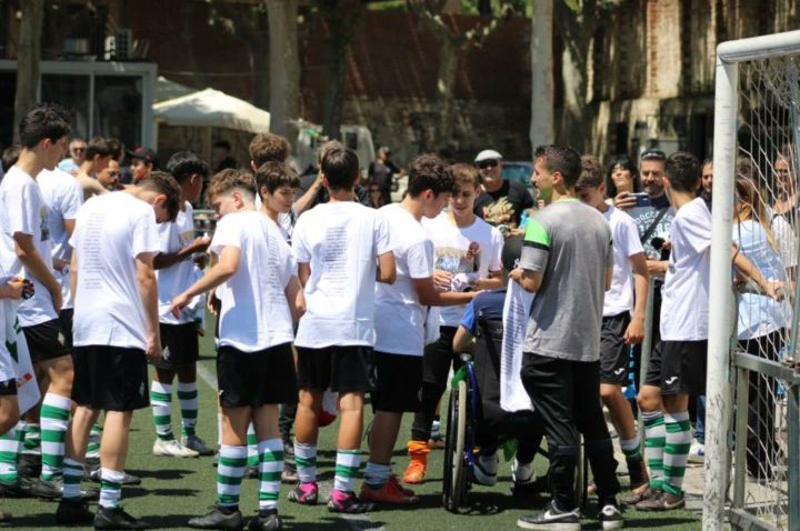 uesants's tweet photo. INFANTIL A

CAMPIONS DE LLIGA❗
SOM DE PREFERENT ❗

Felicitats a jugadors i cos tècnic. Quina gran feina durant tota la temporada

📸 @agm.photoss._

#orgullsantsenc⚪🟢 https://t.co/1fRbbNNcOq
