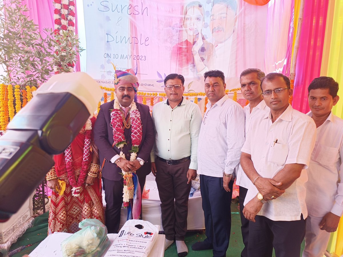 brijeshjalori's tweet photo. #Bhinmal
#marriage_function
😊😊 https://t.co/w3vkjft3JA