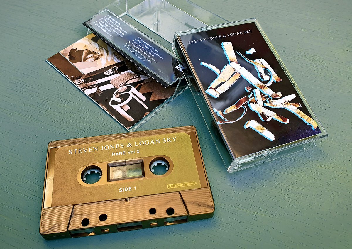 The RARE v.2 gold cassette was sent exclusively to our VIP CLUB members in 2020 Now, for the first time enjoy free download codes: efeu-ylyh bwrd-7j2v dhms-vks9 pqre-gyht 8rlf-bfqb v6d9-5re3 6y4k-bdns u2pu-xl5l lm6d-je2e 4gys-kbwu euue-gxhp Redeem here etrangersmusique.bandcamp.com/yum