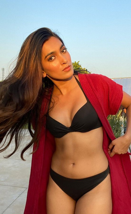 FwGhey2aUAAj0w1?format=jpg&name=900x900