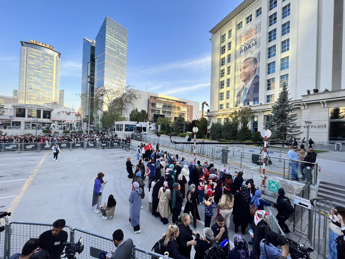 MaissunMelhem's tweet photo. Fans are arriving at the #AKP headquarters in #Ankara
Separate places for female and male fans.
#sexsegregation #Turkey2023 #Erdogan2023 https://t.co/e4MJBJP4N7