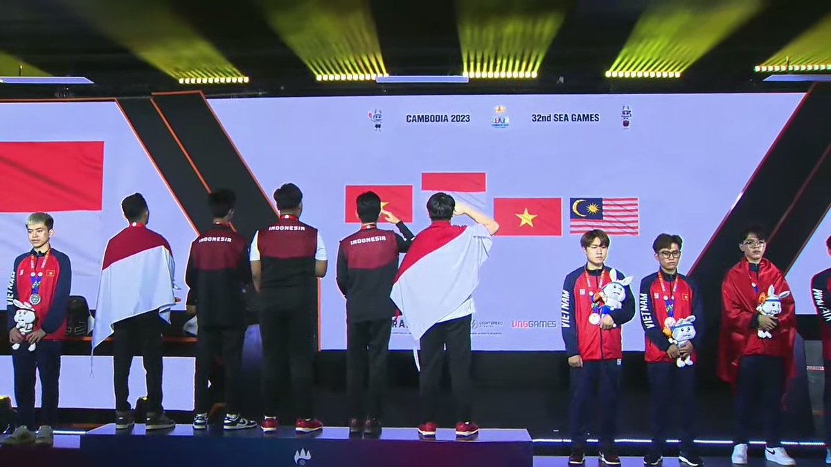 48esports's tweet photo. Dari PUBG Mobile kategori Tim sudah kembali bawa medali Emas ✅

Tinggal kategori Individu pada esok hari sebagai penutup dari rangkaian match Esports di SEA Games 2023

Semoga menjadi penutup yang manis untuk Indonesia 🇮🇩

#SEAGames2023 #EmasUntukIndonesia #IndoPride https://t.co/GIcDJchOVe