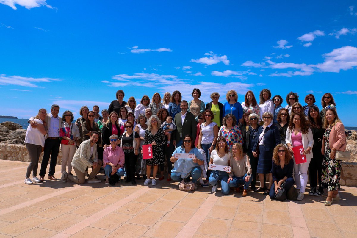 catimarticomas's tweet photo. Un plaer fer i compartir aportacions per la Palma que volem ! @hila
#AlcaldeHila
#BatleHila
#CiudadCuidadora
#PorTi #PorPalma
#PerTu #PerPalma https://t.co/eVXvsPi5uO