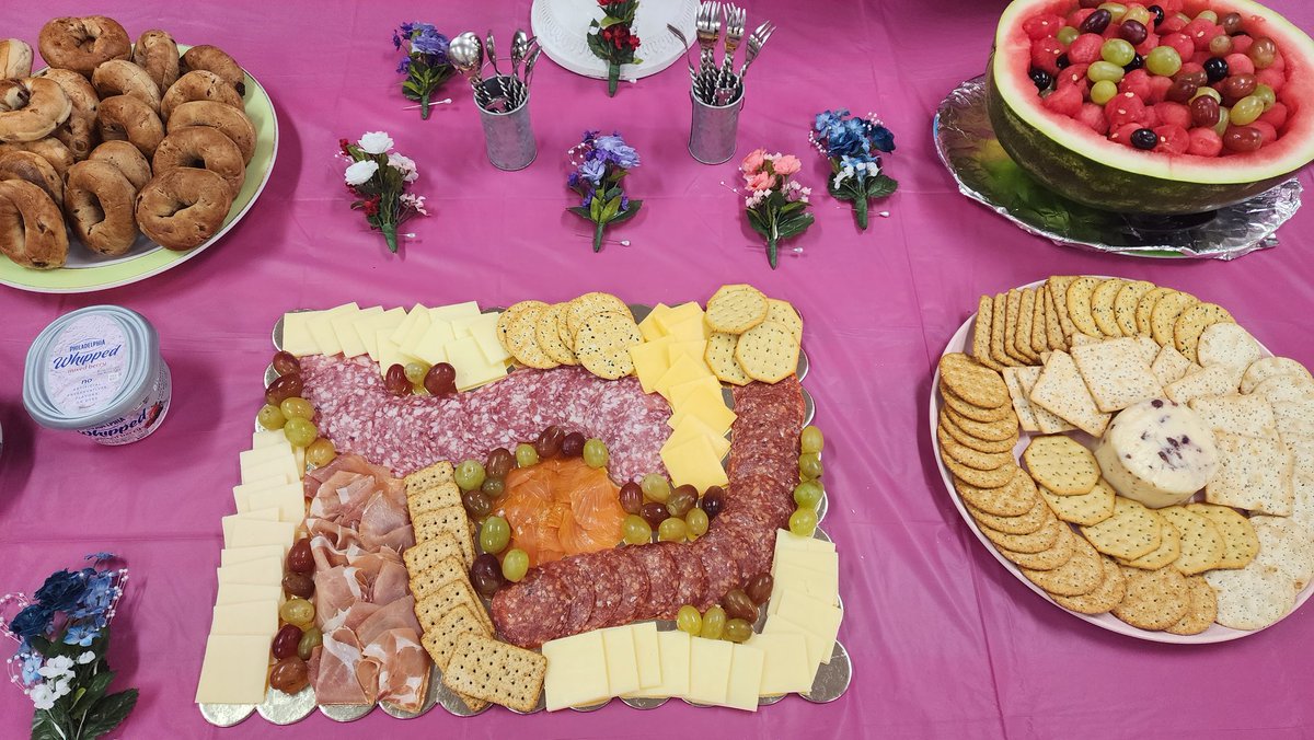 Jackie Brown (@jackiebrown29) on Twitter photo Happy Mothers Day!! HD 6538 G-town Celebrating Moms with a Bagel Bar and Fresh Fruit. <a href="/chelseashipleyy/">Chelsea Shipley</a> <a href="/racingfan4545/">Kelly Moyer</a> <a href="/CaraKei77058056/">Cara Keith</a> <a href="/MerrickBeverly/">Beverly Merrick</a> <a href="/keren_gorg/">Keren Gorglione</a> Happy Mothers Day!! HD 6538 G-town Celebrating Moms with a Bagel Bar and Fresh Fruit. <a href="/chelseashipleyy/">Chelsea Shipley</a> <a href="/racingfan4545/">Kelly Moyer</a> <a href="/CaraKei77058056/">Cara Keith</a> <a href="/MerrickBeverly/">Beverly Merrick</a> <a href="/keren_gorg/">Keren Gorglione</a>