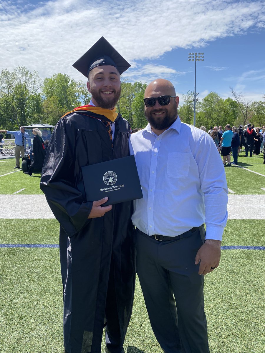 Coach_Donaldson's tweet photo. What a beautiful day and graduation ceremony. One of the best parts of what we do is getting to see these great men graduate and begin their lives as alumni!
#CH49 #BergGang https://t.co/r3hftswCXz