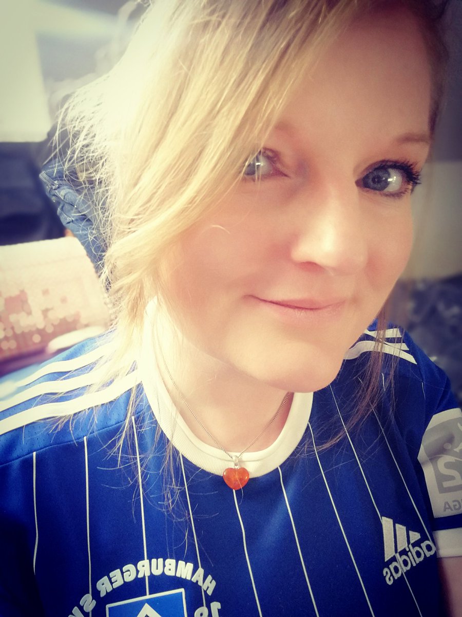 SchafiSchnuu's tweet photo. Reines Siegertrikot @hsv_sc 💙 #hsv #nurderHSV #perfekterspieltag #lovehsv #andmo https://t.co/QfwluW5ATk