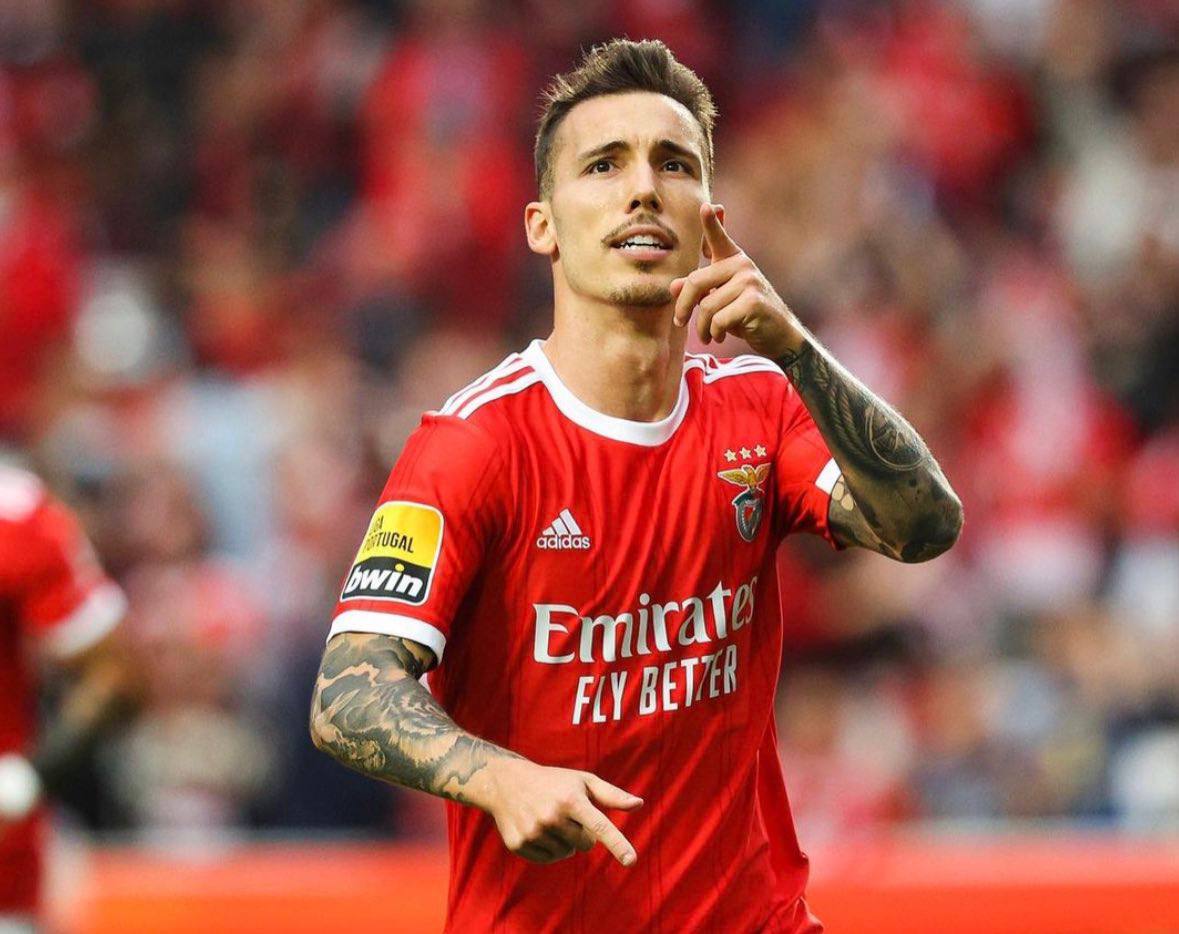 More on #AlejandroGrimaldo exclusive news. He will sign a contract at #BayerLeverkusen valid until June 2027 — four year deal. 

Grimaldo has completed medical tests in the past few days.

It’s all done and sealed, it will be official very soon.