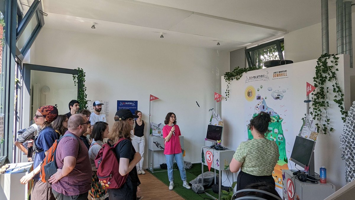 Devolution🌱(sunny.garden/@devolution on Mastodon) tweet media