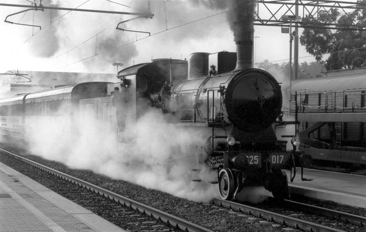 Agendaviaggi's tweet photo. Viaggio nel passato sui treni vintage
#FondazioneFS10 #trenistorici #treno #trenivintage #BelmondLegends #VeniceSimplonOrientExpress #TransSiberianExpress #FondazioneFS #trenidilusso #viaggiointreno
https://t.co/hNEzUJeqQM https://t.co/e1BH81QVq8