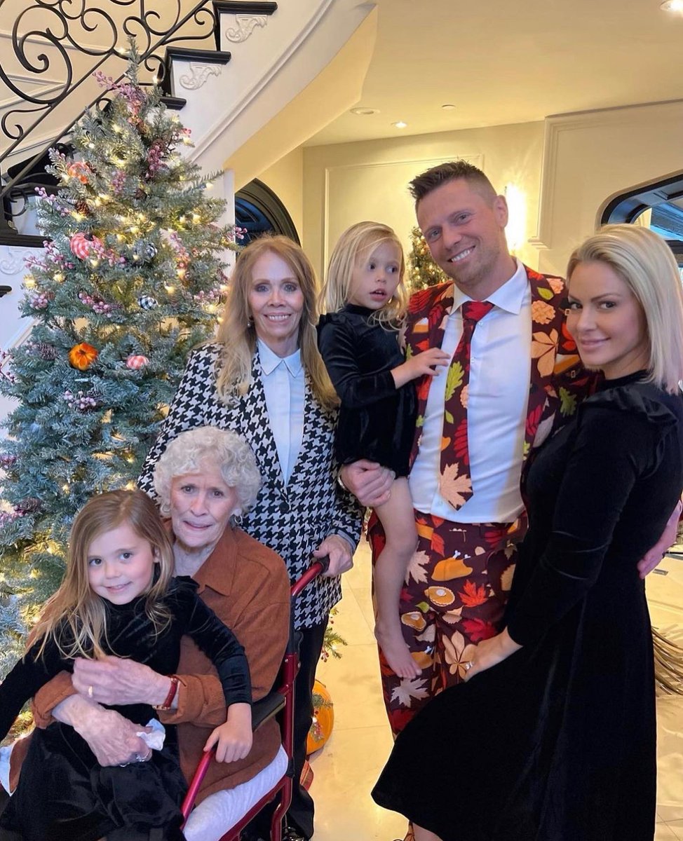 The Miz tweet media