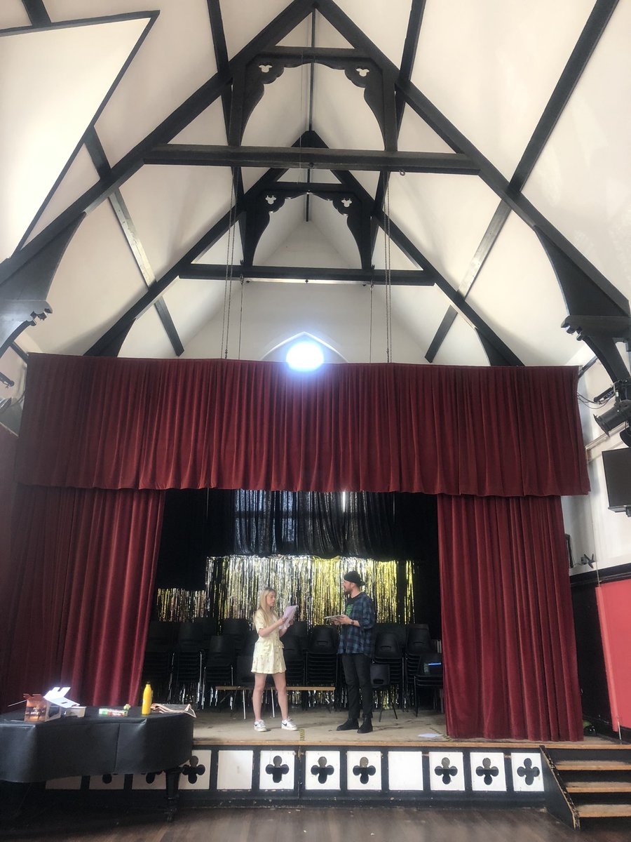 NeonPeachInc's tweet photo. Rehearsed in this stunning space today ✨ get your tickets to see us next bank holiday! Link in bio 🎫🥬🕵️‍♂️ https://t.co/y6MNOTwani