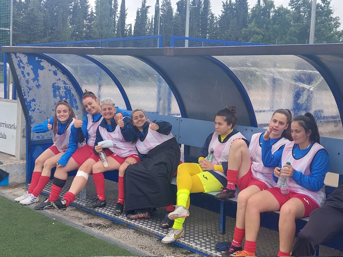 berriozar_cf's tweet photo. Primera Nacional Femenina 

Berriozar C.F. - DUX Logroño; 6-0

⚽️ @ainhoa_goraeha 
⚽️ @InesEscribano25 
⚽️ Belén 
⚽️ Aroa
⚽️⚽️ @paula_indurain 

Copa Autonómica Femenina 
Berriozar C.F. - C.D. Idoya; 0-2

Aúpa roj@sss!!!!

#goraberriozar  #Berriozar https://t.co/W60h8xRTnn