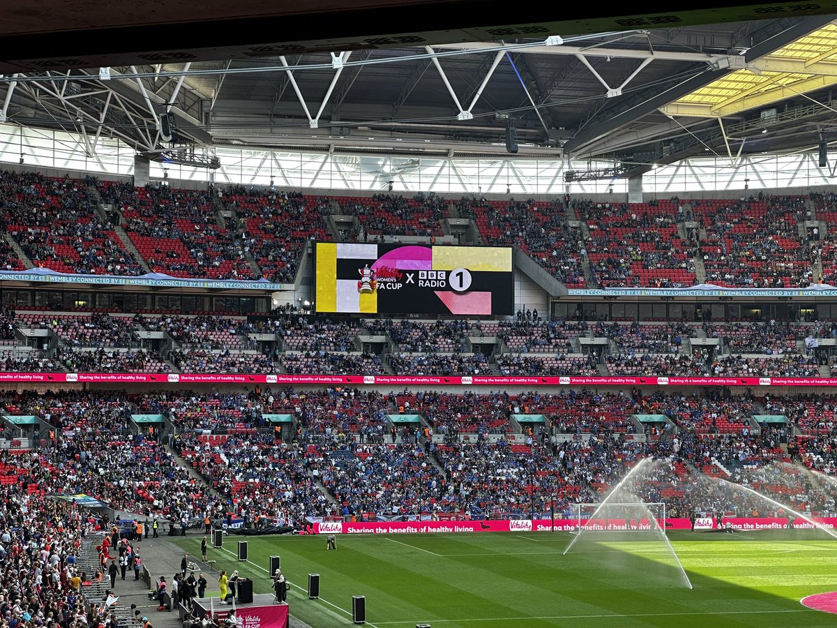 @CPCongress to @wembleystadium #facupsemifinal #FAcupWomen @ChelseaFCW v @ManUtdWomen