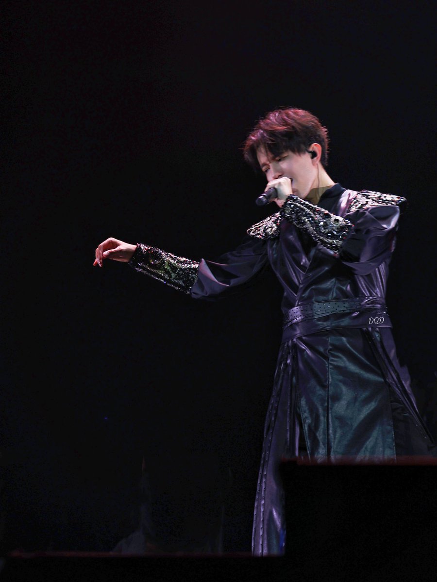 Dimash_dqd tweet media
