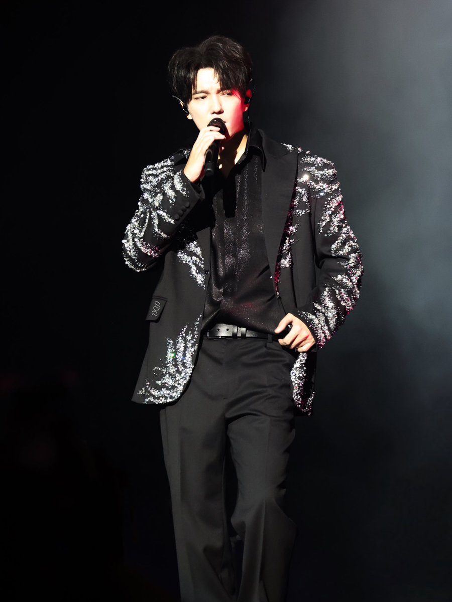 Dimash_dqd tweet media