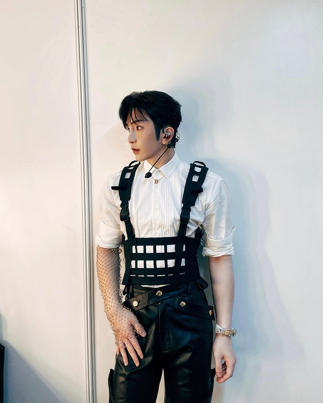 ansonlo_intlfc's tweet image. 👱🏻‍♂️14.05.23 Instagram Update👶🏻

💬 See you all next time, okay?🧛🏻‍♂️💰
#OneLoveAsiaFestival
#ASeaOfPinkness
#ThankYouToEachAndEveryOneOfYouWhoEnduredTheHeatAndRain

🔗 instagram.com/p/CsOc5kCSCMO/
•
#盧瀚霆 #AnsonLo #mirrorweare
👶🏻♥️👱🏻‍♂️