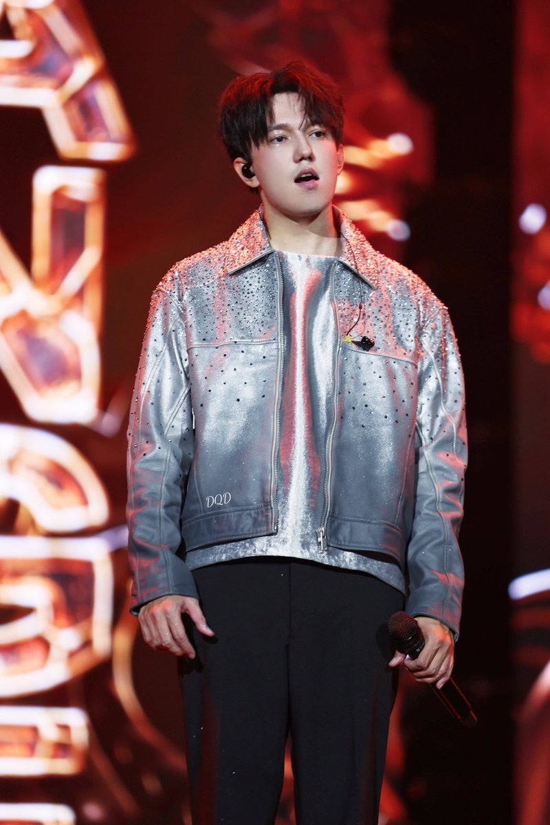 Dimash_dqd tweet media