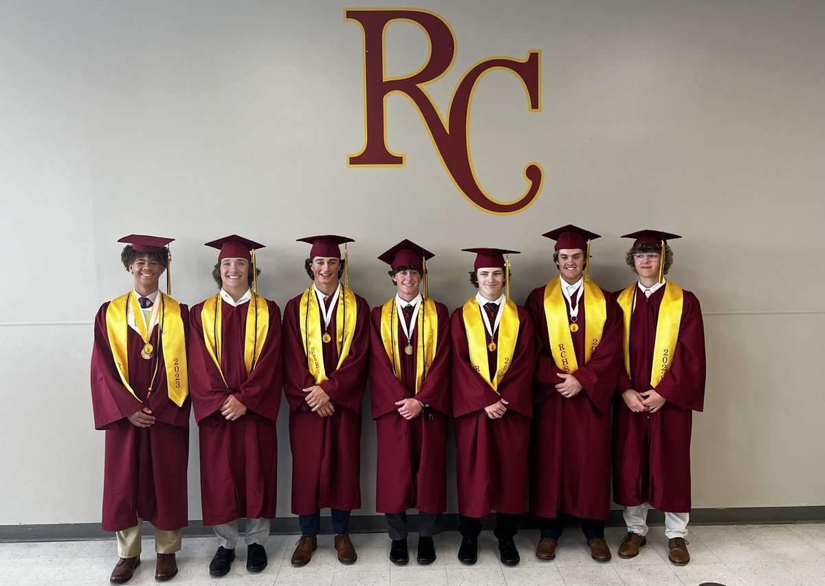 Congratulations to Cam, Jacob, Wyatt, Josh, Grant, Benny and Jackson on your Graduation today! Proud of you guys! 🦁👨‍🎓⚾️