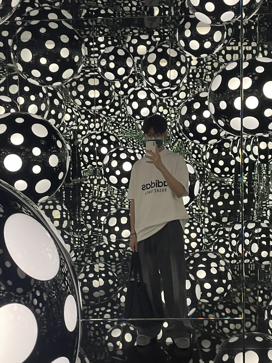 yayoi kusama