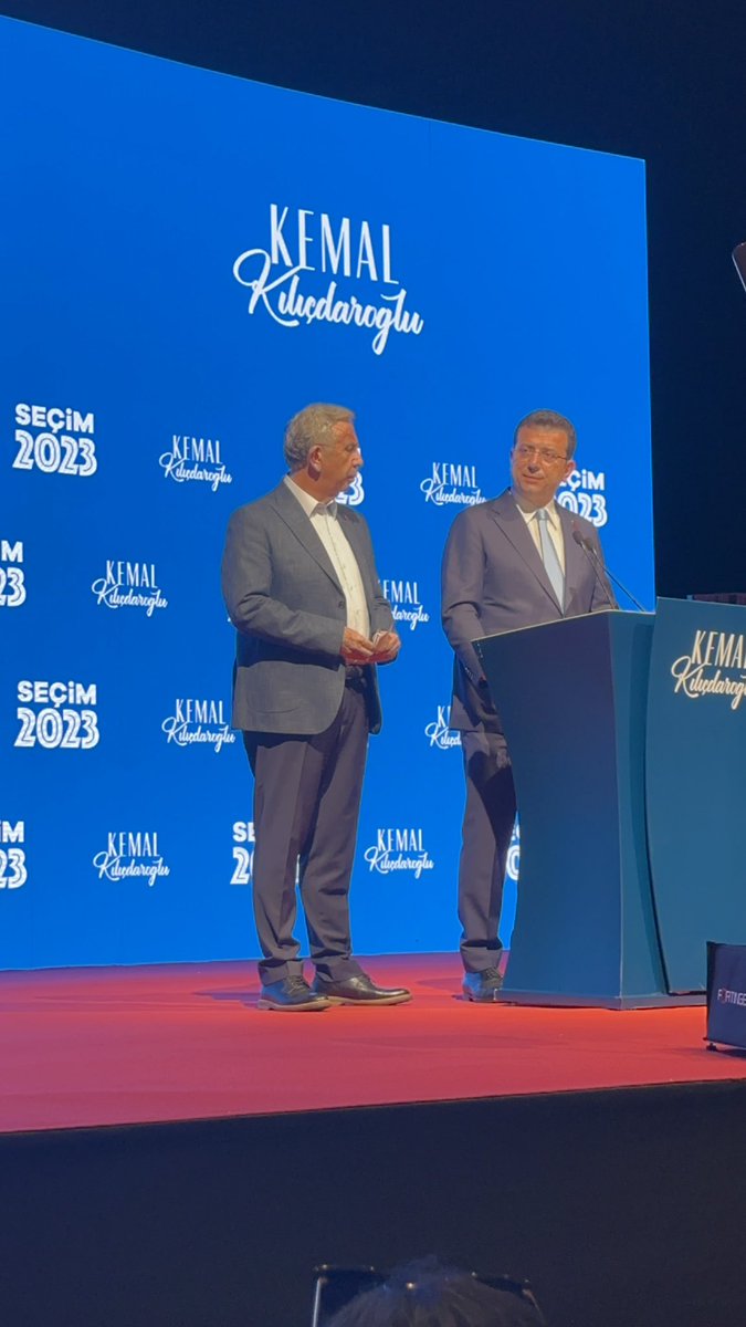 Opposition's Ank &amp; Istanbul mayors appeared in front of cameras to urge people not to respect the data by Turkey's public news agency, AA, which, they said was in "vegetative state", assured that Kemal Kilicdaroglu was ahead of Erdogan given the count in 23.87% of ballot boxes.