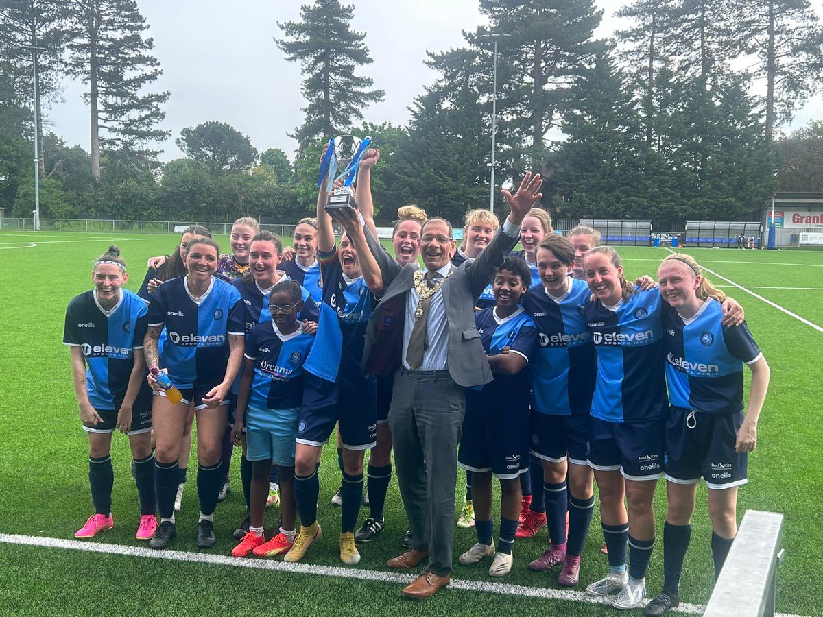 Newberry_02's tweet photo. This team 💙 the win against Maidenhead Utd Women has shown how far the team have come both in performance but also as an united squad fighting for each other. Next season is looking good for the Chairgirls as we push towards @FAWNL https://t.co/QyFReCRedE
