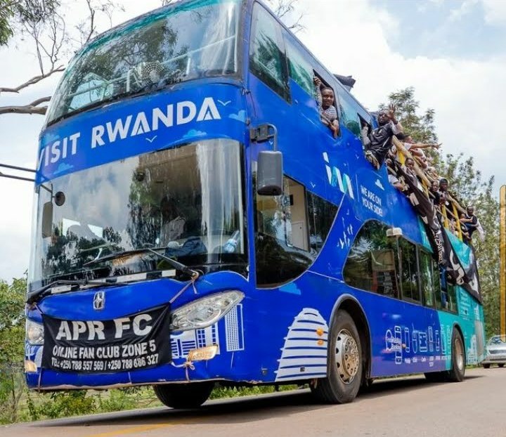 EMMYPLOVE2's tweet photo. Dear @FERWAFA , @Rwanda_Sports @HuyeDistrict , @Rwandapolice , uyu munsi hamenyekanye ikipe zizakina Final ya #Peace_cup 2023.@aprfcofficial isanga @rayon_sports ko uyu mukino uzabera mu karere ka Huye kd muzi ibyabaye ubushize mwatumara impungenge!? Cg tuziyambaze TV mungo zacu? https://t.co/IRavwUJIIP